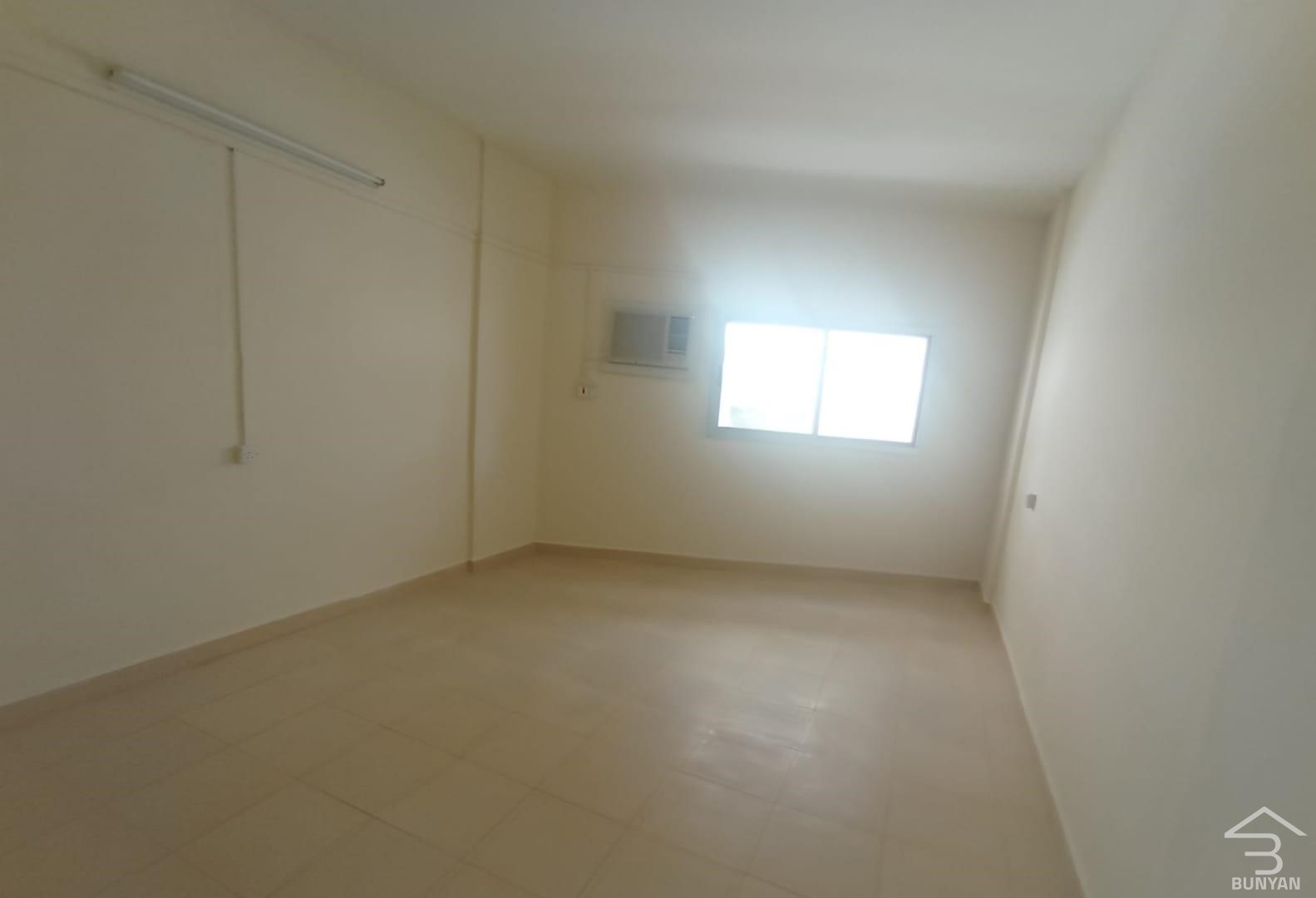 2 Bedroom Unfurnished Flat in Bin Mahmoud